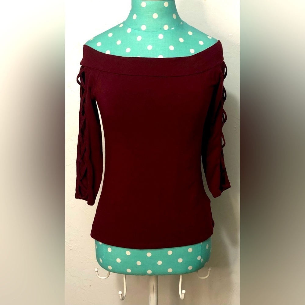 Express Women's Burgundy Low Collar Fitted Long Sleeve